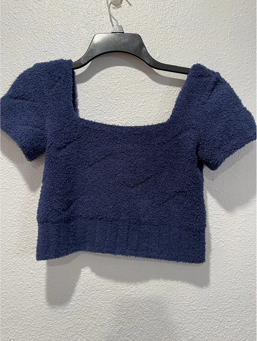 Nike Women's Navy Blue Textured Crop Top Size L